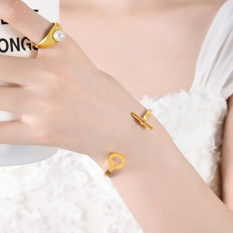 https://shineoss.oss-cn-hongkong.aliyuncs.com/wang/2025/04/13/14a1ca0e-f00d-4f3b-9ad8-00dc0e9c15ca.jpg