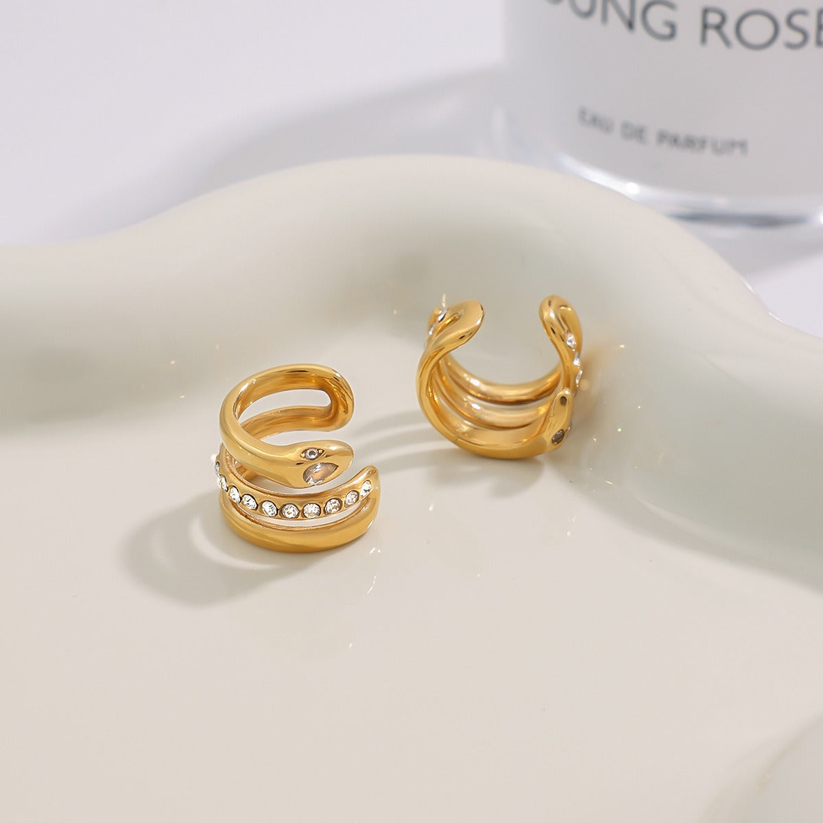 https://shineoss.oss-cn-hongkong.aliyuncs.com/wang/2025/06/25/88cf763c-9d1e-4197-b398-af143a585519.jpg